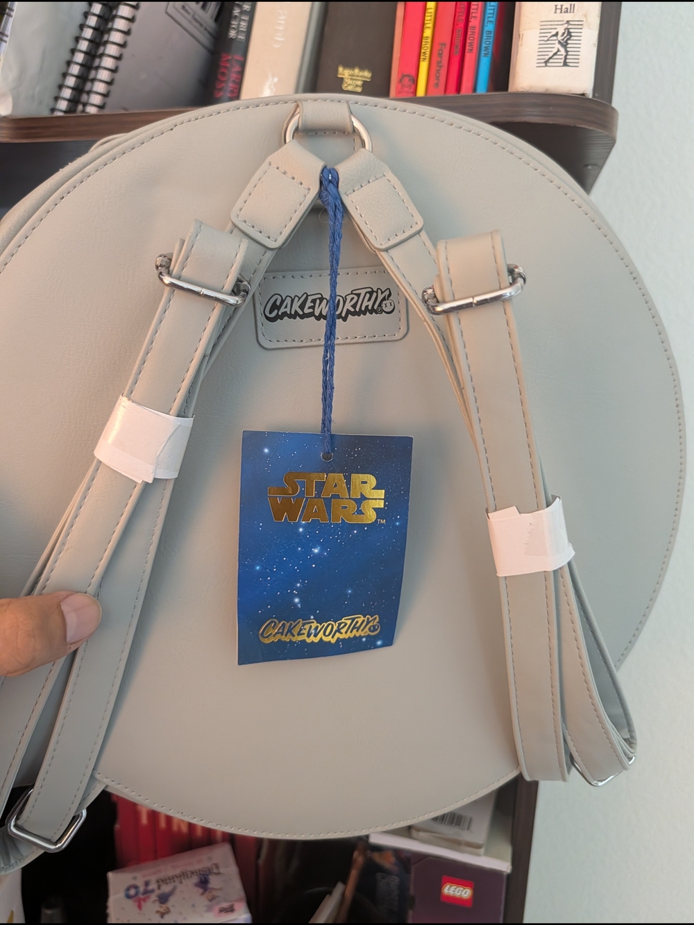 Star Wars White Round Crossbody with Stormtrooper Lined Interior - Picture 2 of 4